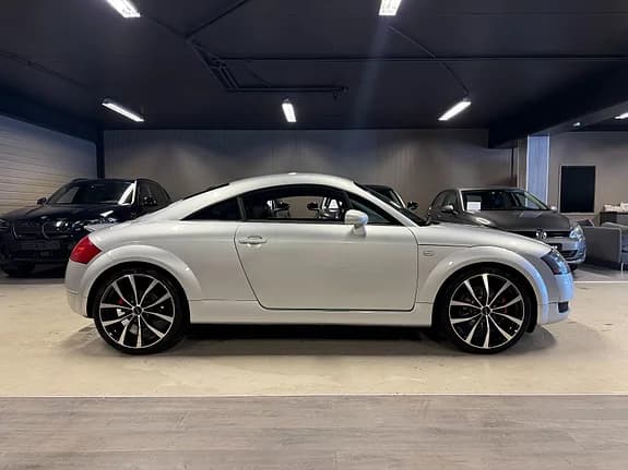 Audi TT 225 quattro EU 06.2028 BOSE Xenon — bilde 1